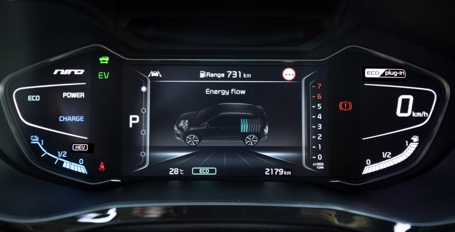 Панель приборов Kia Niro Plug-In Hybrid (DE) 2019 года  (WW) (фото 30 из 53)